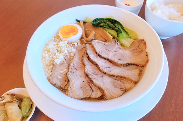 鎌倉特製 自家製チャーシュー麺