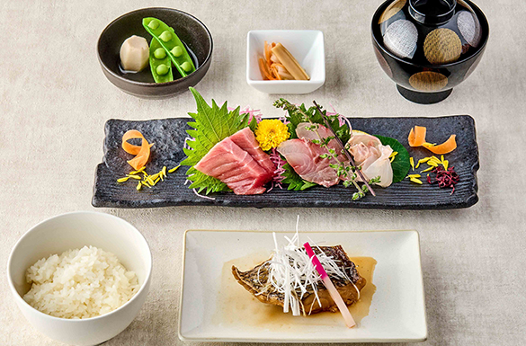 本日の鮮魚のお造り膳