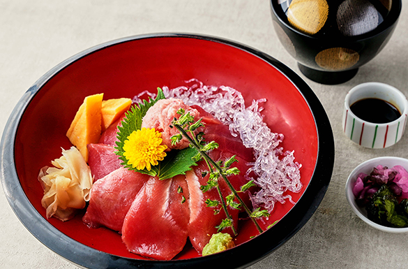 マグロづくし丼